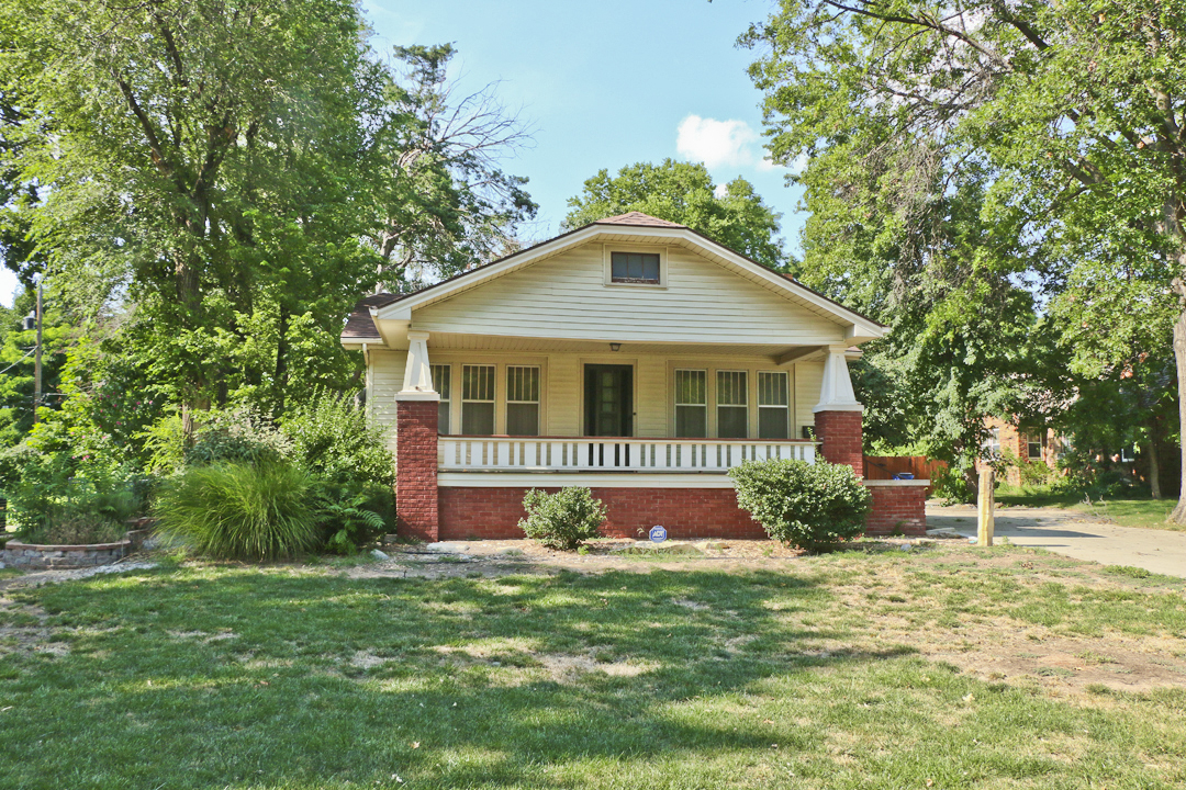 3430 SLEEPY HOLLOW DR, WICHITA, KS 67208 McCurdy Real Estate & Auction