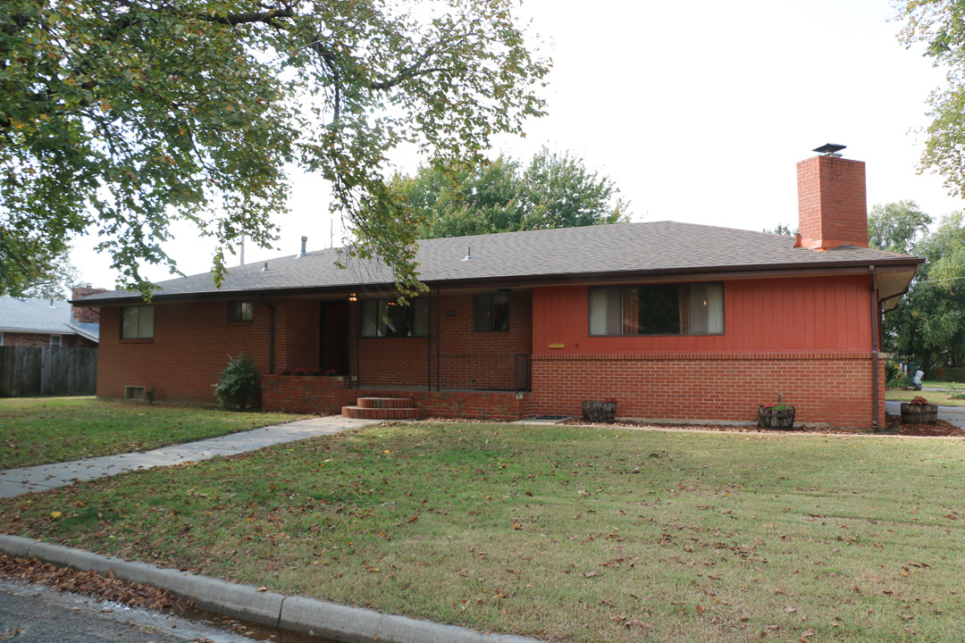 2329 S SPRUCE ST, WICHITA, KS 67211 McCurdy Real Estate & Auction