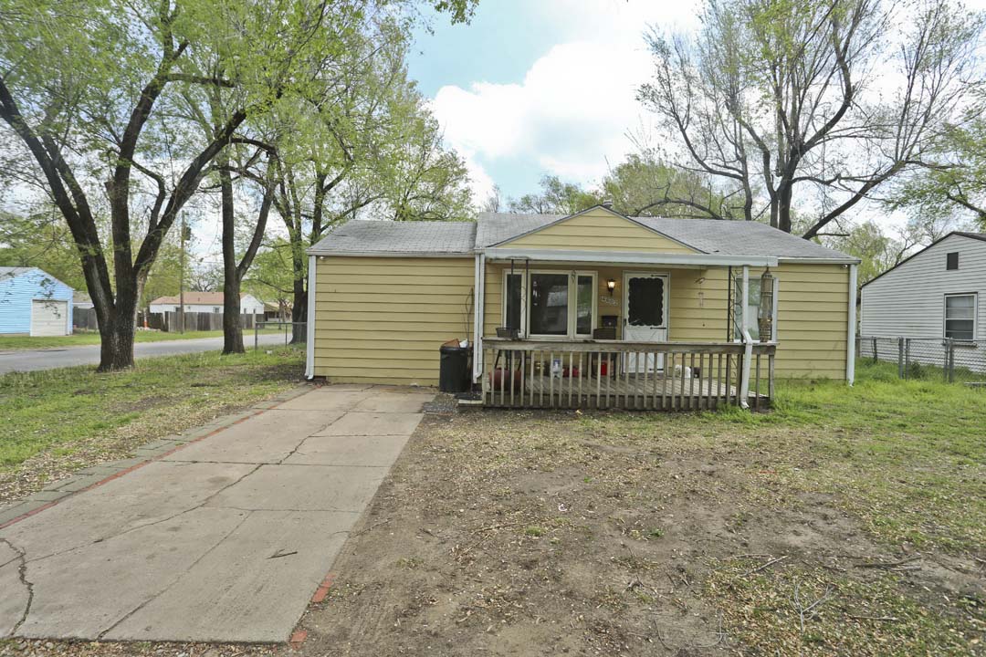 4602 S Laclede St, WICHITA, KS 67217 McCurdy Real Estate & Auction
