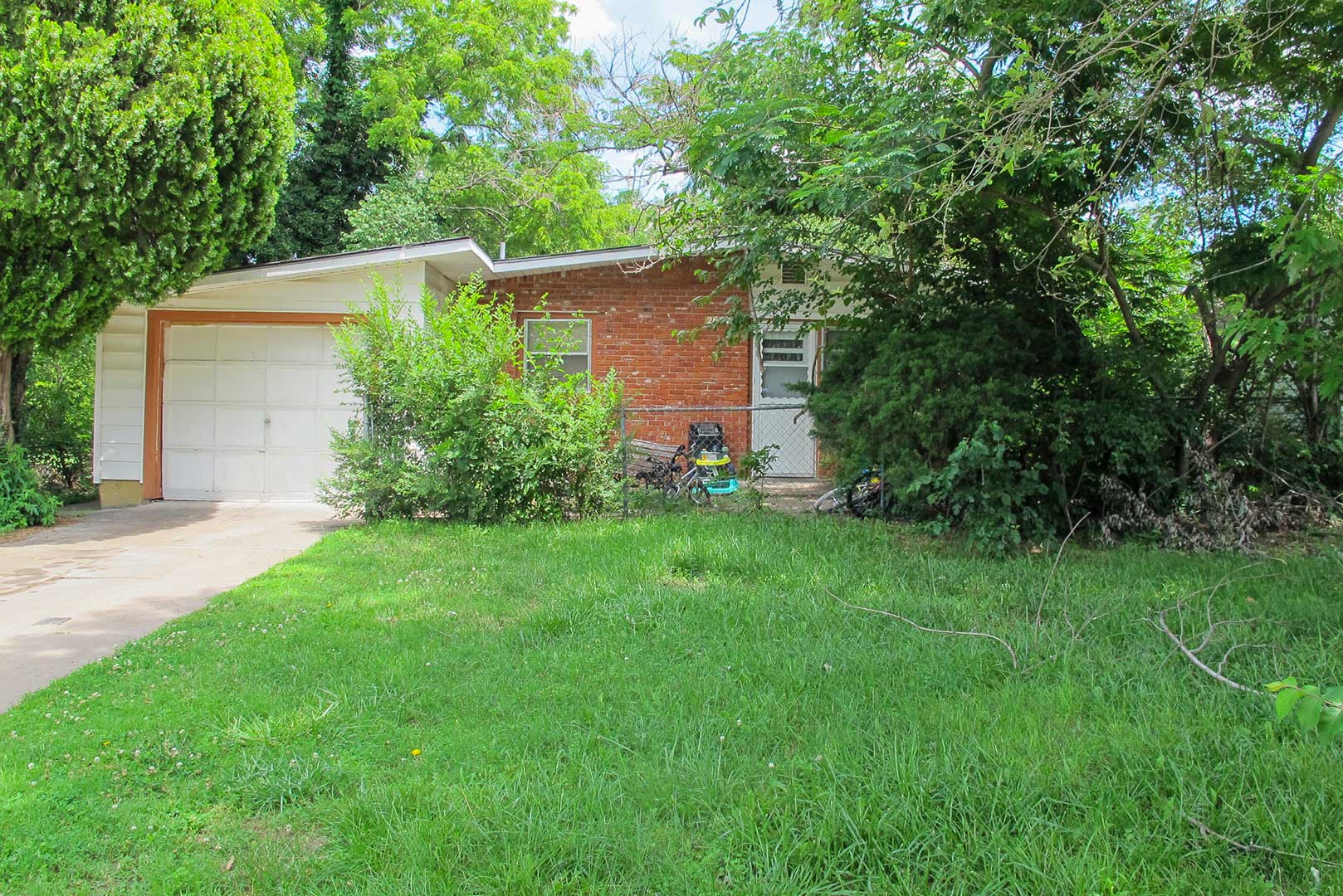 2652 N FAIRMOUNT AVE, WICHITA, KS 67220 McCurdy Real Estate & Auction