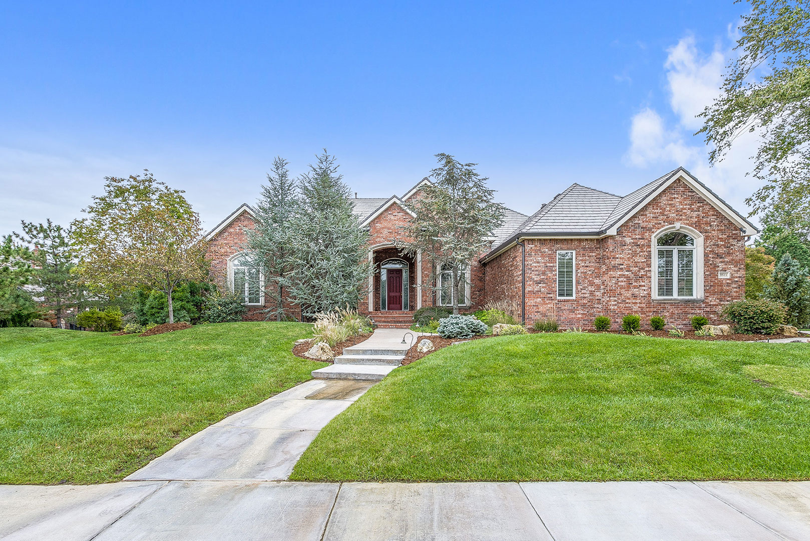 8513 E. Bridlewood St., WICHITA, KS 67206 McCurdy Real Estate & Auction