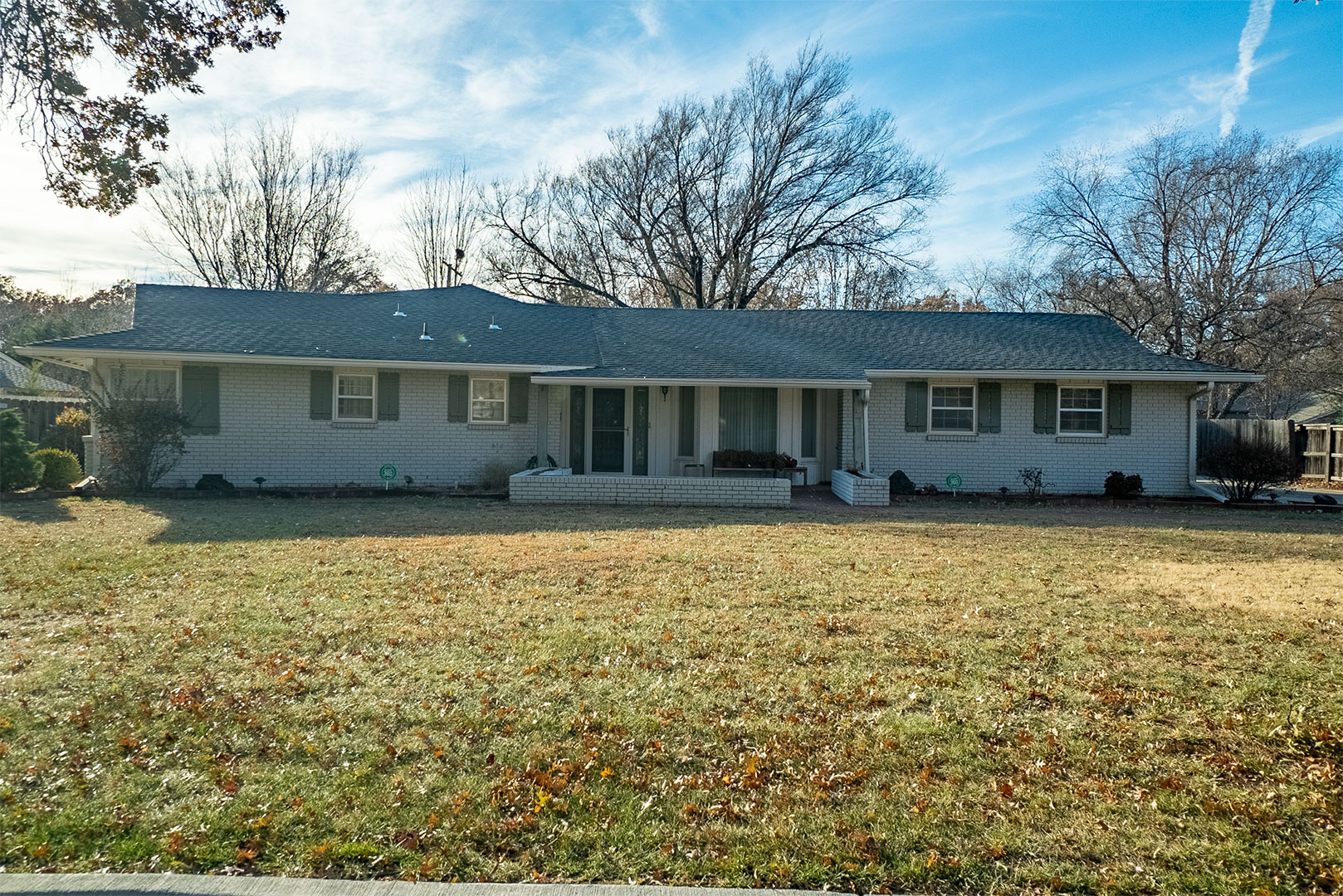 533 N Stratford Rd., WICHITA, KS 67206 McCurdy Real Estate & Auction