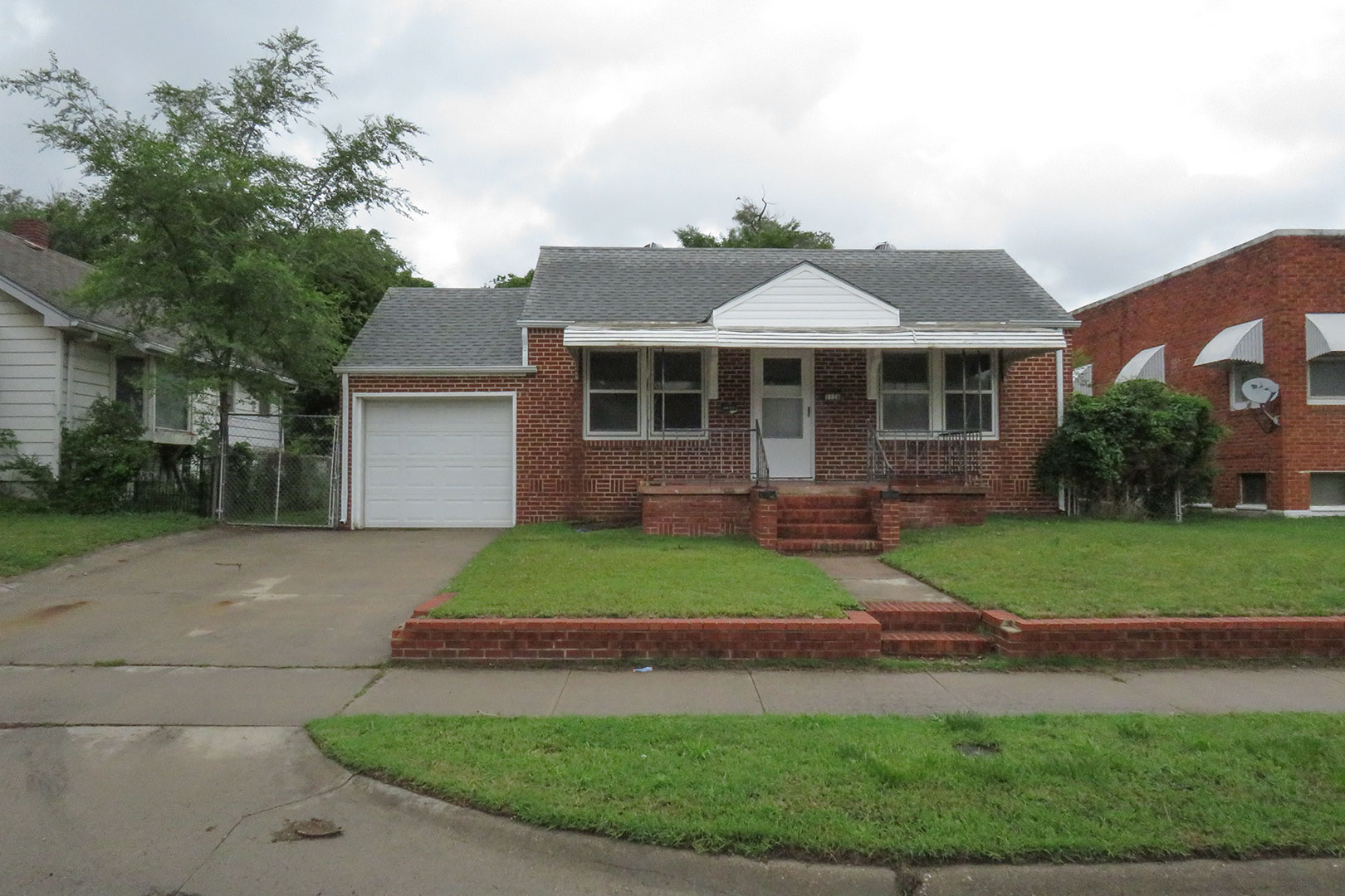 1128 W. Mccormick Ave., WICHITA, KS 67213 McCurdy Real Estate & Auction