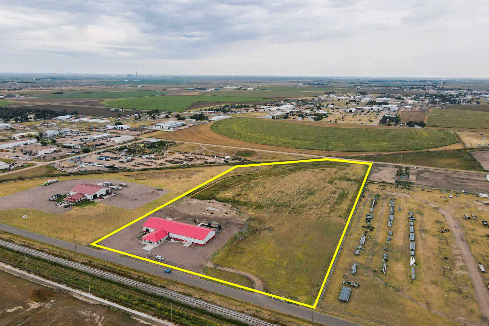 2203 Humphrey Rd., GARDEN CITY, KS 67846 McCurdy Real Estate & Auction