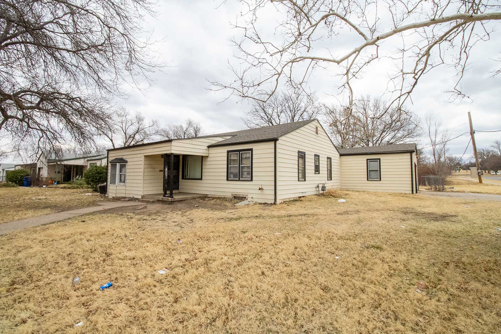 2602 N. Chautauqua Ave., WICHITA, KS 67219 McCurdy Real Estate
