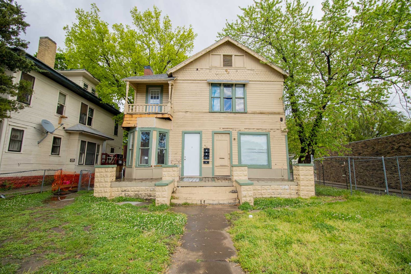 910 S. Broadway Ave., WICHITA, KS 67211 McCurdy Real Estate & Auction