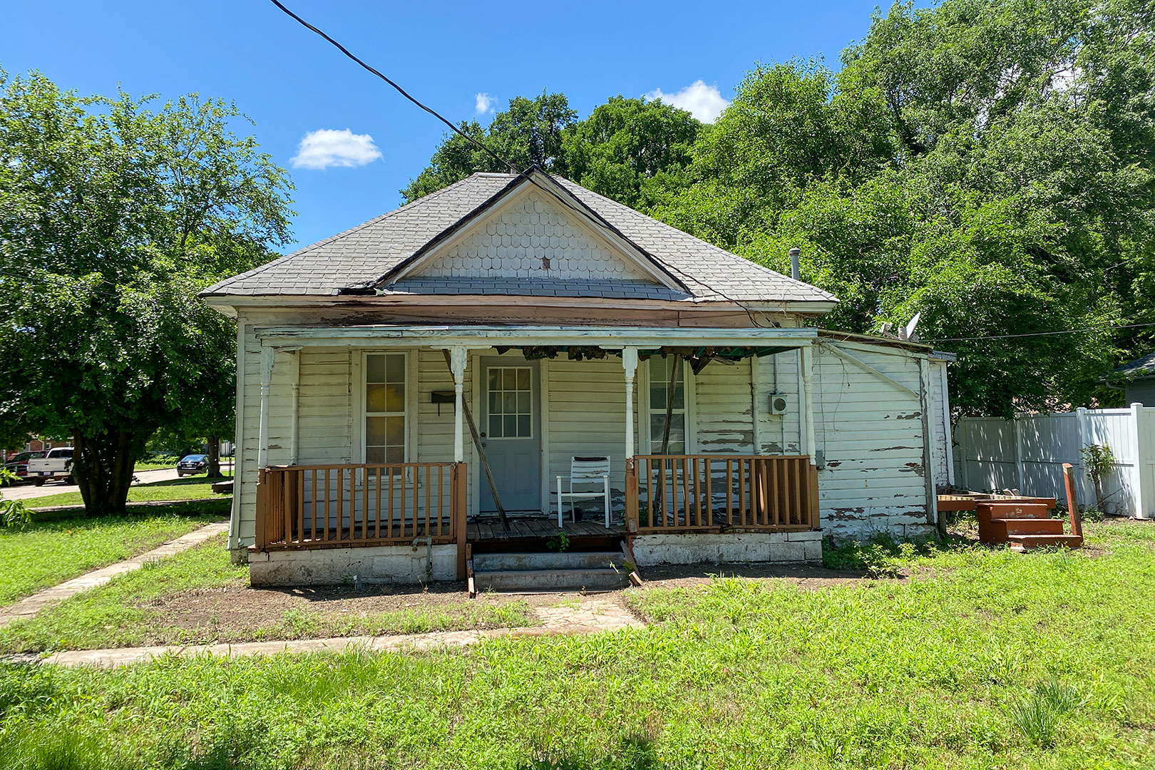 904 N. A St., WELLINGTON, KS 67152 McCurdy Real Estate & Auction