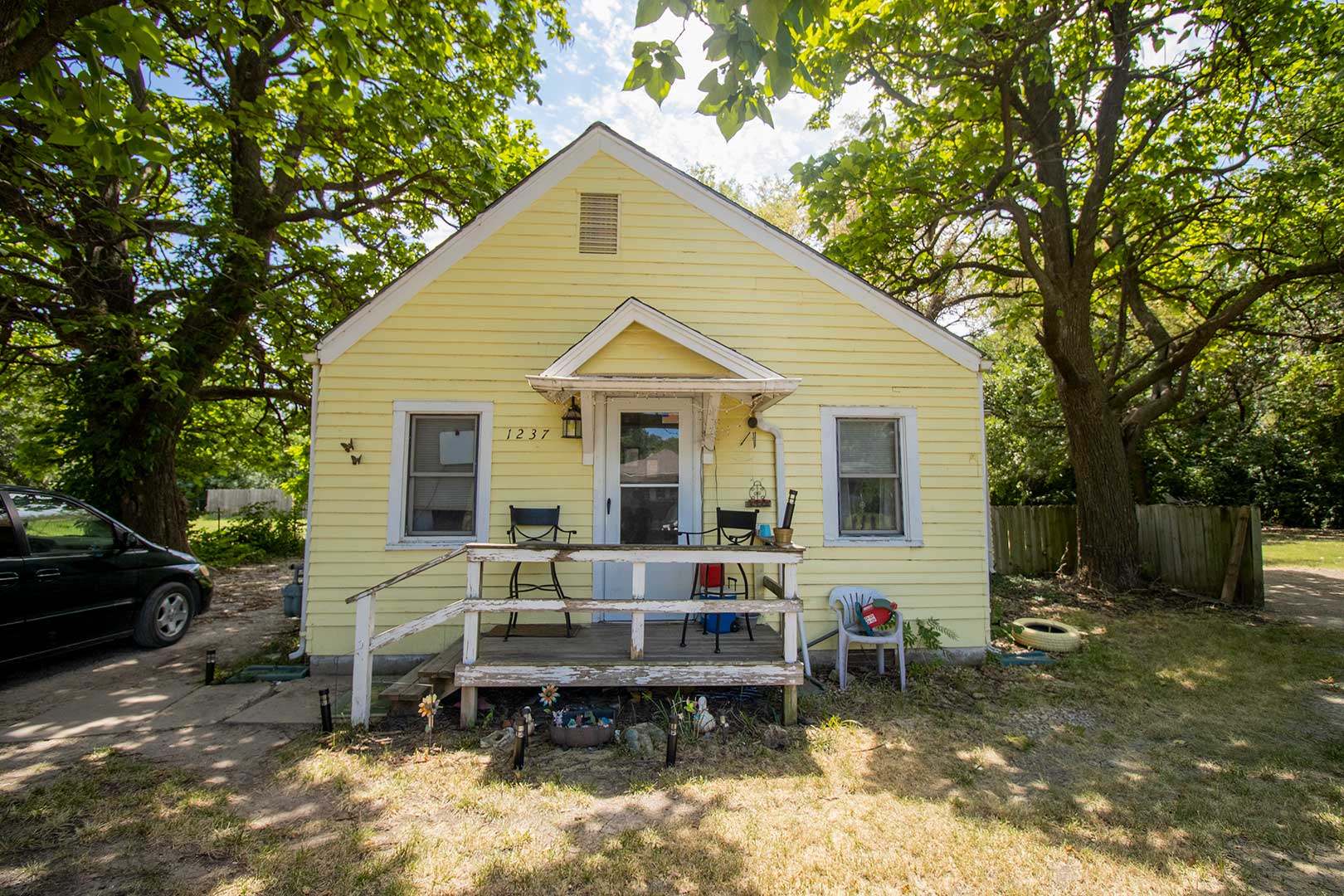 1237 W. 33rd St. S., WICHITA, KS 67217 McCurdy Real Estate & Auction