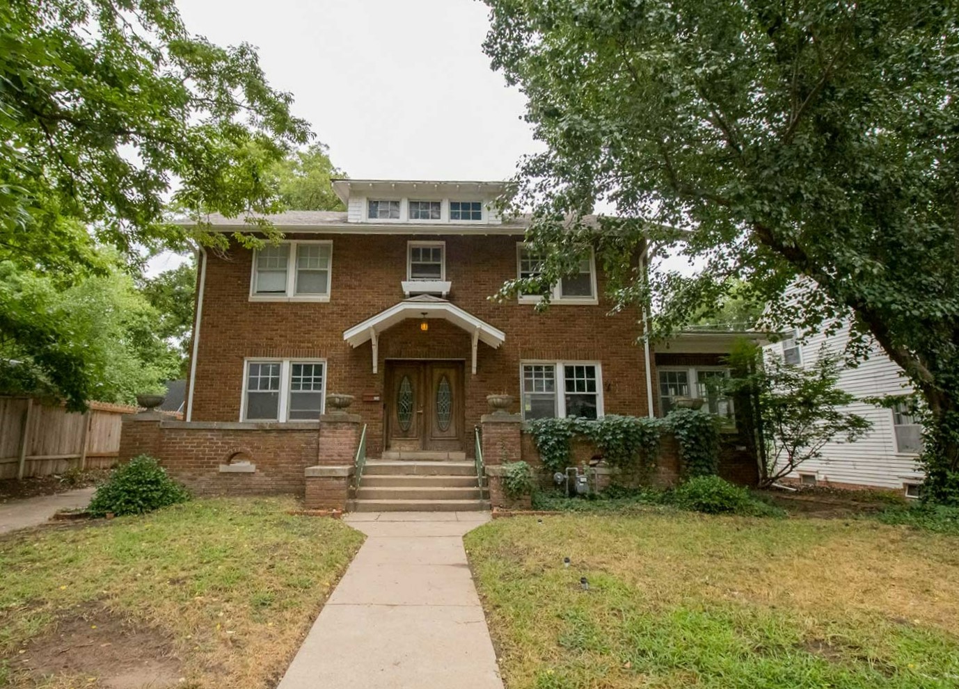 154 N. Quentin Ave., WICHITA, KS 67208 McCurdy Real Estate & Auction