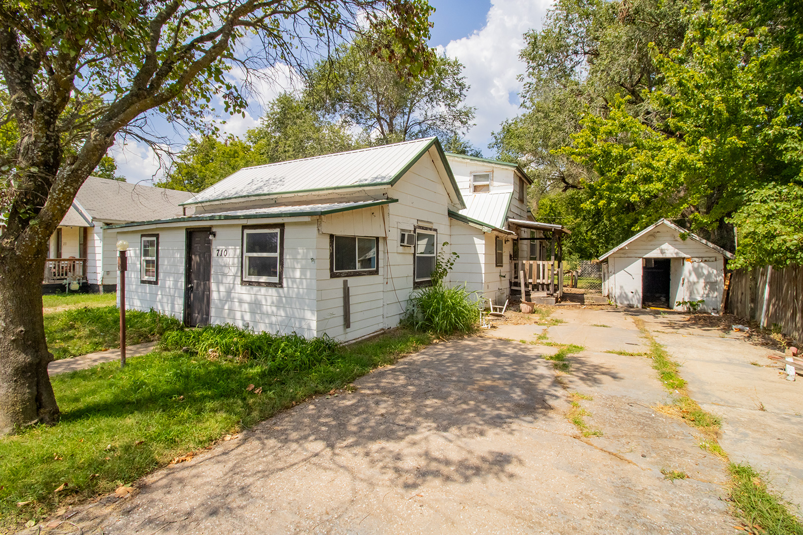 710 E. 3rd, WINFIELD, KS 67156 McCurdy Real Estate & Auction