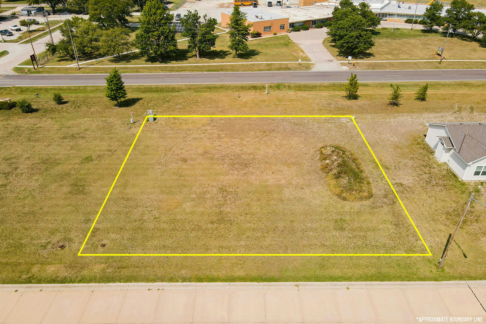 (Goessel) ABSOLUTE 0.26 +/ Acre Vacant Residential Lot In Newer