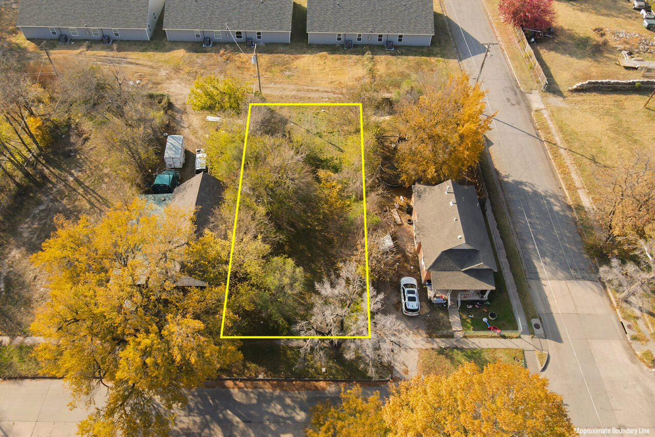 (NE) ABSOLUTE 0.15 +/ Acre Residential Lot, 547 N. New York Ave