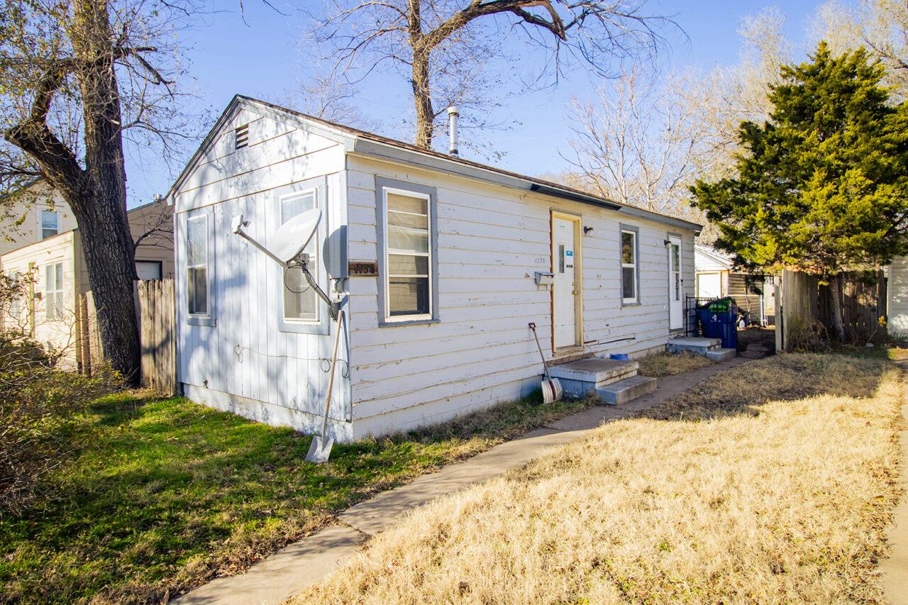 1138 W. Mccormick Ave., WICHITA, KS 67213 McCurdy Real Estate & Auction